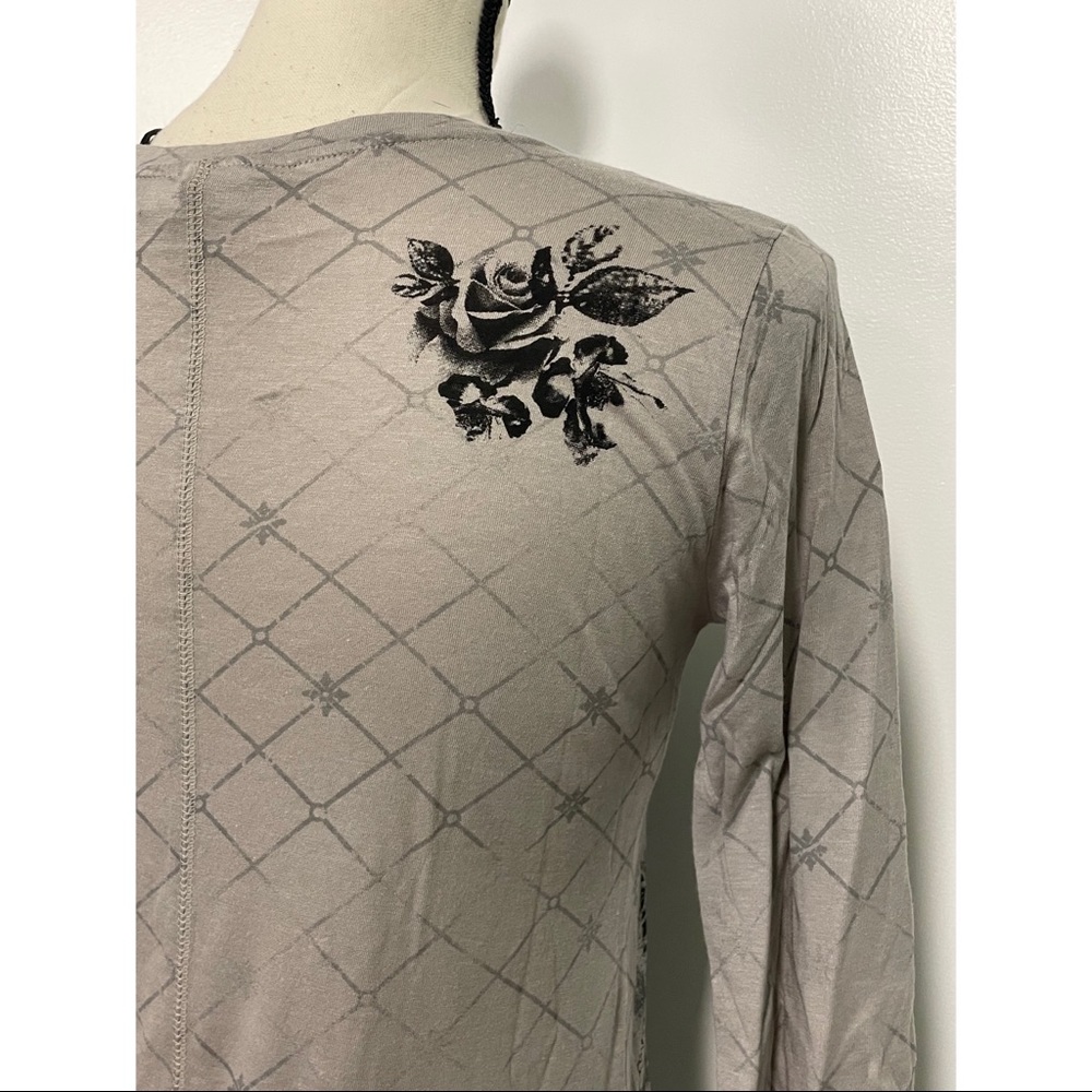 NWT Rock & Republic Long Sleeve Skull Shirt Size XS - Picture 4 of 4